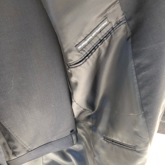 Mens Suit; Thomas Churchill Suit; 3 Button Tan 44 Regular; Classic Style - Picture 7 of 8